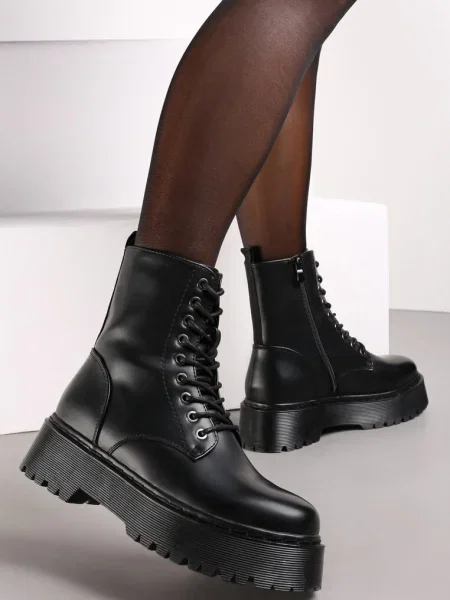 Ghete stil worker pe platformă Maialen negre