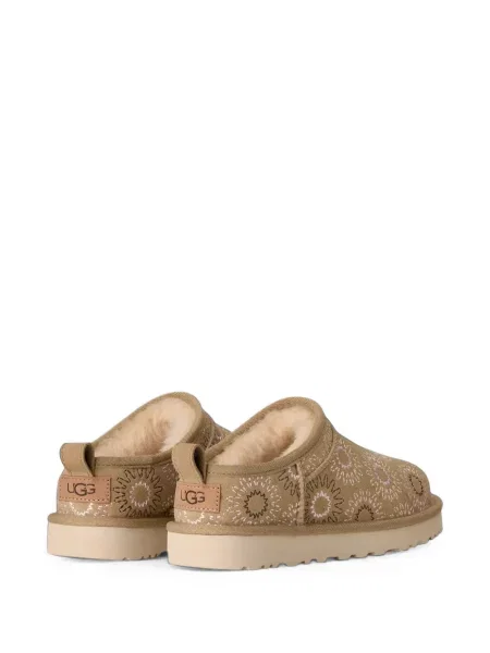 Cizme scurte Ugg cu broderie clasici