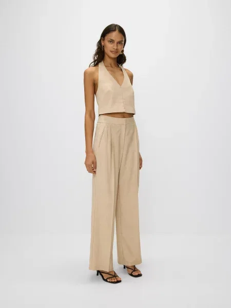 Жилет Reserved с глубоким декольте бежевый