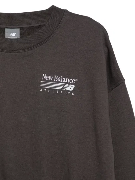 Decupat tricou New Balance cu imagine negru