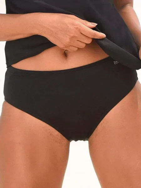 LASCANA Bikinové nohavičky čierna