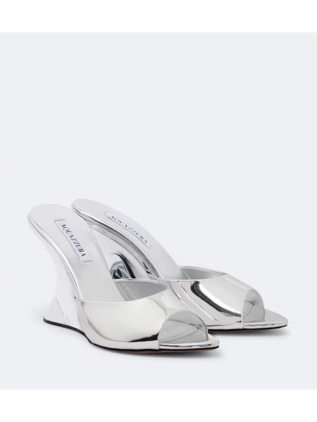 Papuci tip mules Aquazzura din piele cu pană