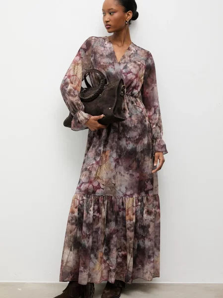 Сукня Answear.LAB maxi розкльошена сірий