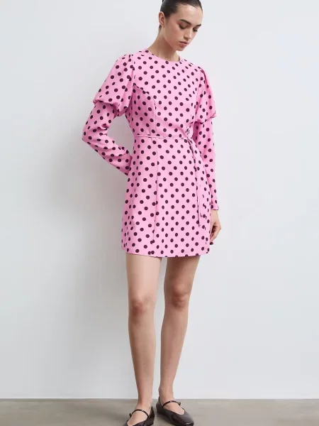 Medicine rochie roz