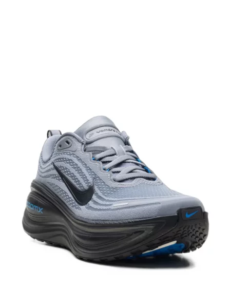 Sneakerși Nike Vomero gri
