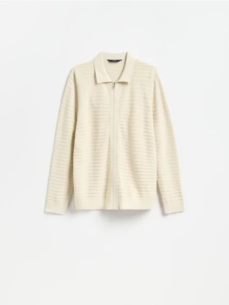 Reserved Cardigan descheiat bej