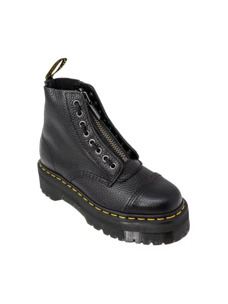 Botki Dr. Martens skórzane na platformie czarne