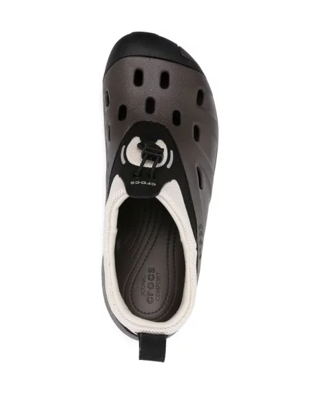 Sneakerși Crocs maro
