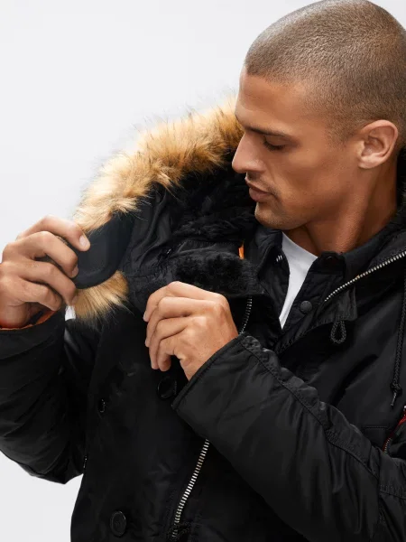 Alpha Industries Slim Fit Парка чорний