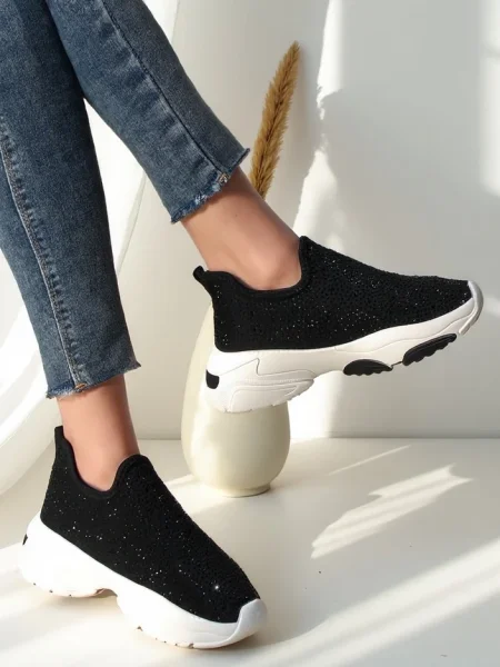Sneakerși Resti slip-on negru
