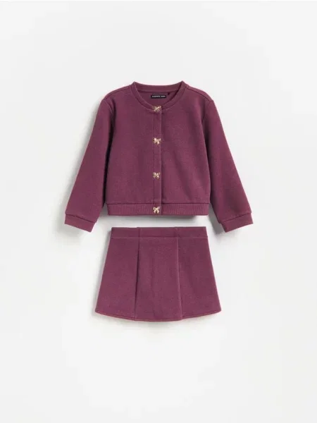 Reserved BABIES` JOGGING TOP & SHORTS maro
