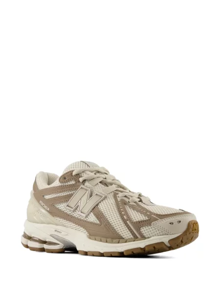 Бягане хавлиени шорти New Balance с автограф кафяво