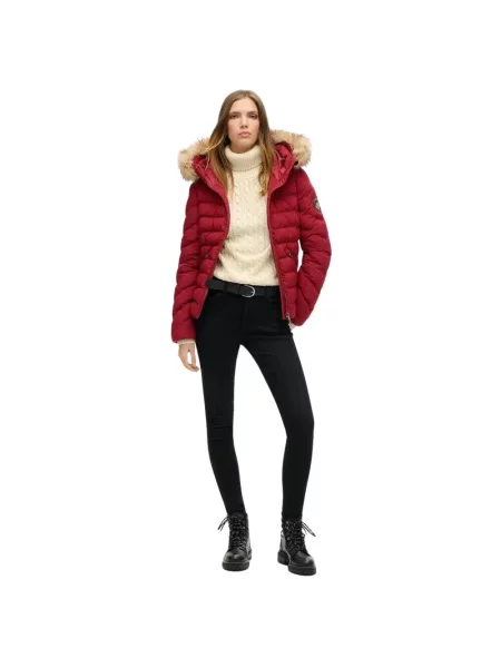 Kurtka puchowa z kapturem i sztucznym futrem Superdry Fuji czerwona