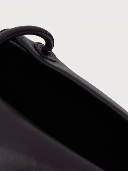 Кожаная сумка через плечо Trussardi