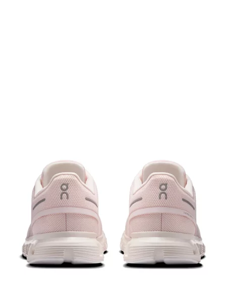 Sneakerși On roz