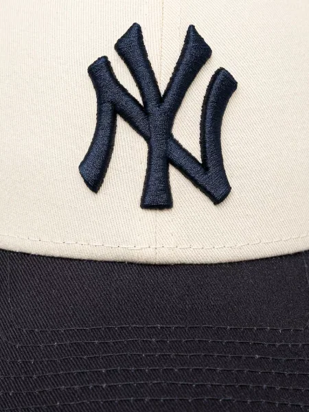 Кепка New Era бежевая