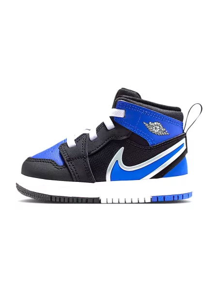 Členkové topánky Nike čierna