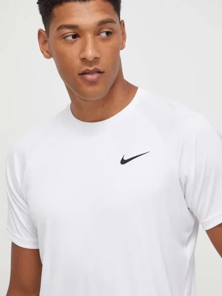 Nike tričko na pláž bílé