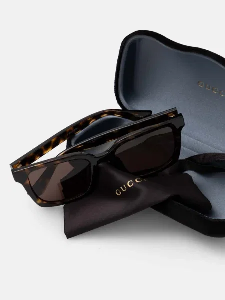 Солнцезащитные очки Gucci коричневые