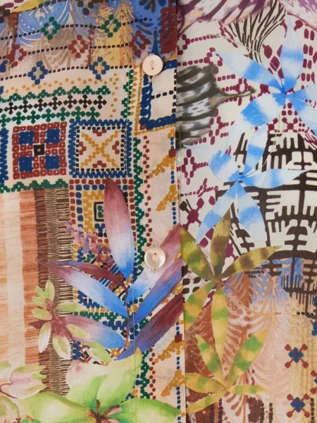 Sukienka koszulowa Momoni w kwiatki z nadrukiem garniturowa