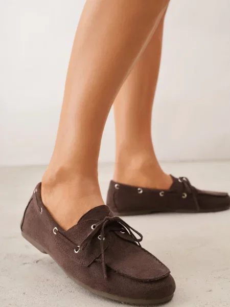 Mocasini Nairis maro