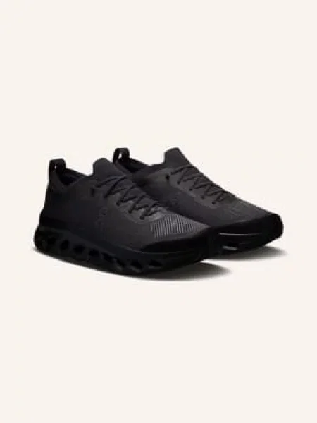 On Sneakersy Cloudtilt Moon schwarz czarne