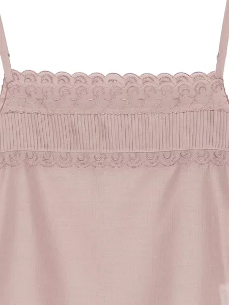 Top Low Classic cu broderie clasic roz