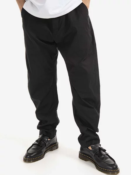 Tom Wood pantaloni de Purth Pant Rigato cu fit chinos negru