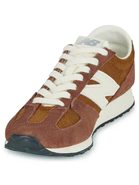 Pantofi New Balance din piele maro