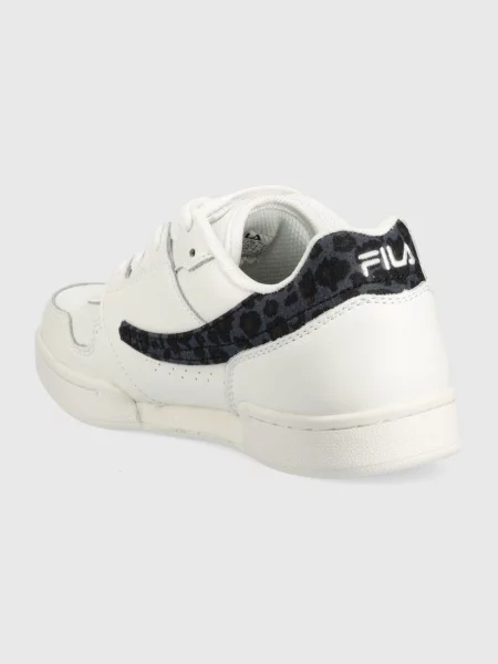 Kožené sneakers boty Fila Arcade bílá