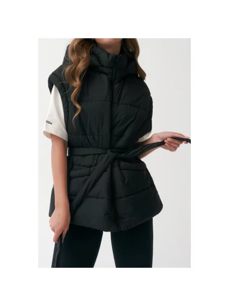 Утепленный жилет Estro черный