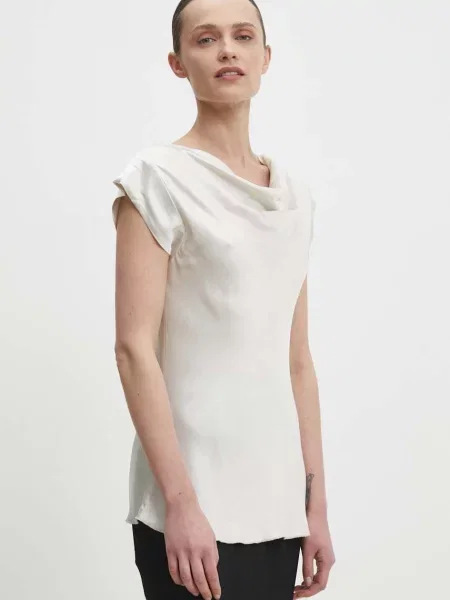 Блуза Answear Lab с изчистен дизайн бежово