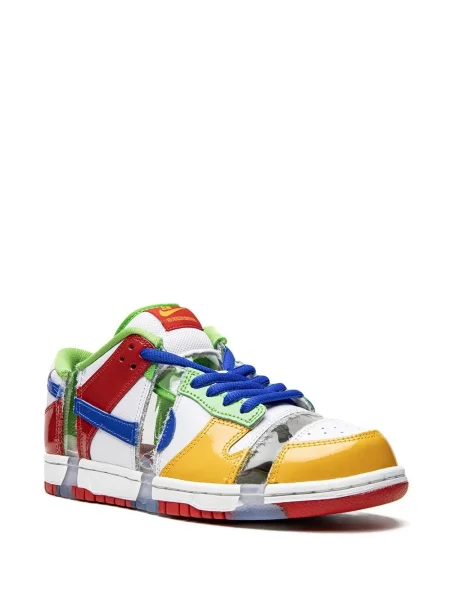 Маратонки Nike Dunk бяло