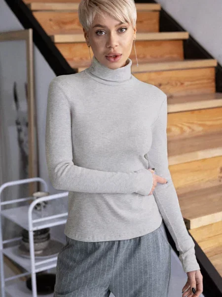 Женский гольф сіра