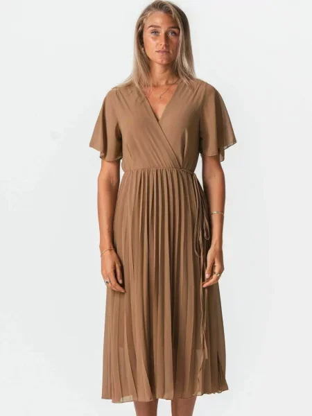 TEESHOPPEN Šaty Lina písková