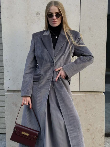 Велюрове Пальто Alnest сірий