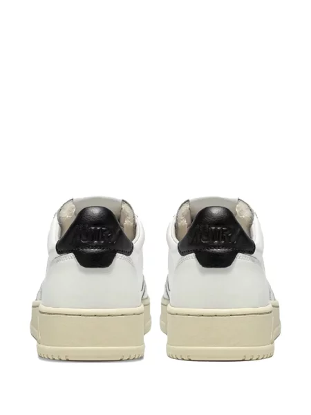 Sneakerși Autry alb