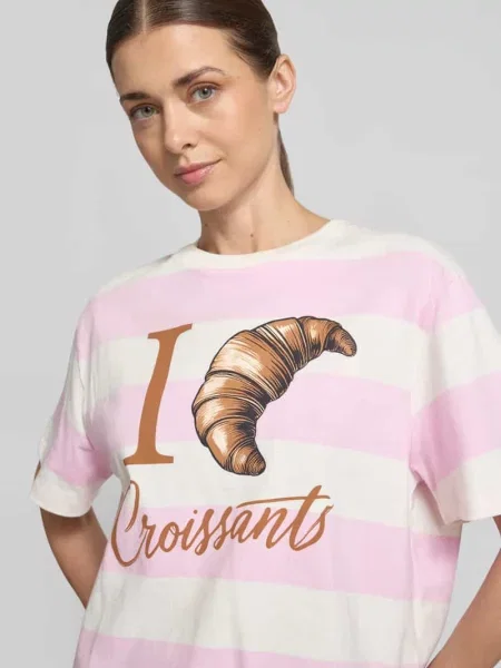 T-shirt o kroju boxy fit z nadrukiem motywu Rich & Royal różowa