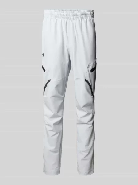Spodnie treningowe o kroju relaxed fit z cargo model ‘Unstoppable’ Under Armour