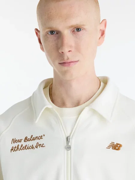 Светр New Balance бежевий