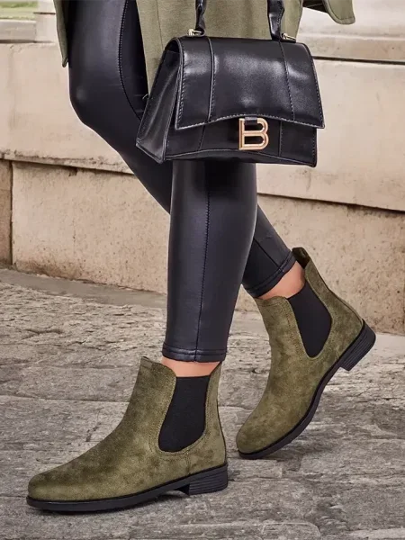 Botine Resti din piele de căprioară negru