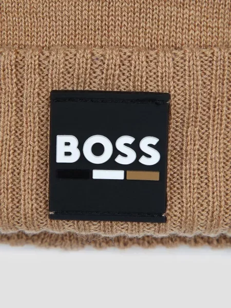 Детская шапка Boss бежевая