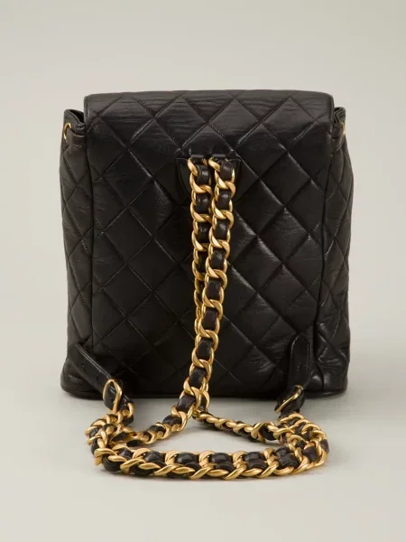 Prošívaný batoh Chanel Pre-owned černý