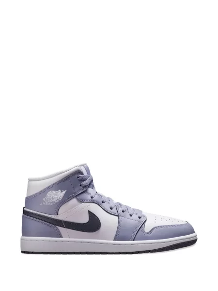 Sneakerși Jordan alb
