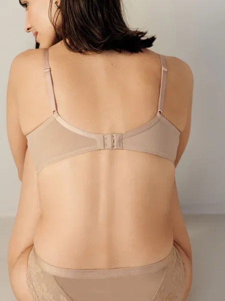Next Sutien bej / negru alb