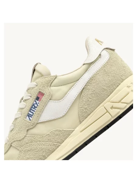 Sneakersy Autry beżowe