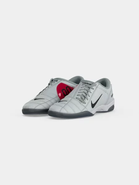 Nike Sportswear Rövid szárú sportcipők Total 90 Premium szürke / rubinvörös fekete