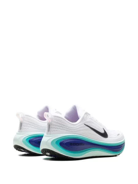 Sneakerși Nike Vomero alb
