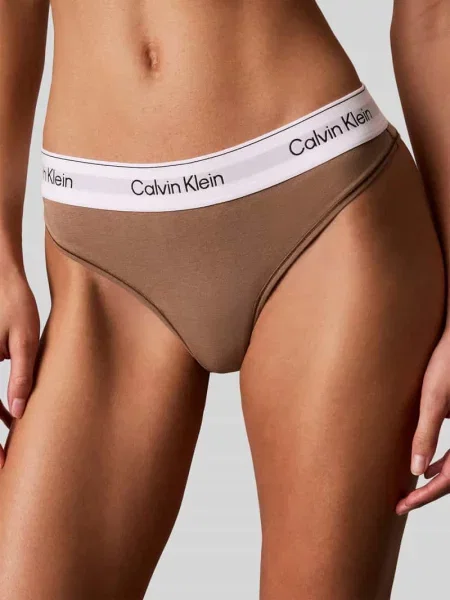 Stringi z mieszanka bawełny i modalu Calvin Klein Underwear