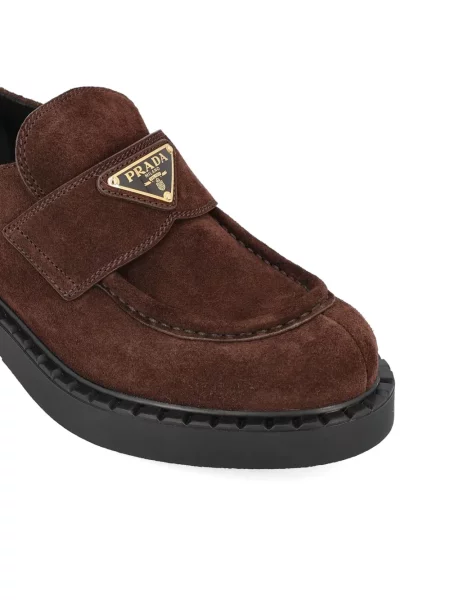 Pantofi loafer Prada din piele de căprioară maro